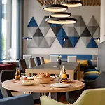 Express - By Ihg Szálloda 3*