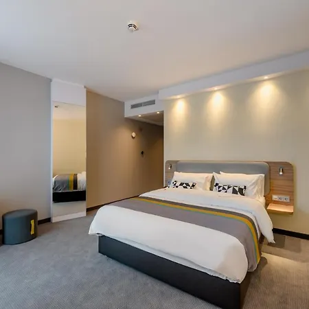 Express - By Ihg