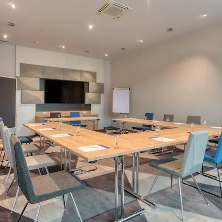 Express - By Ihg Hotel