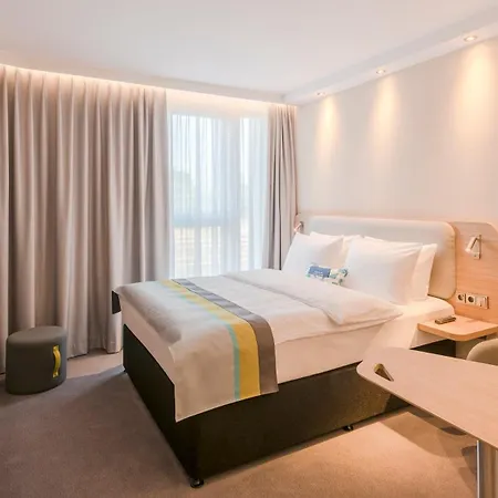 Express - By Ihg