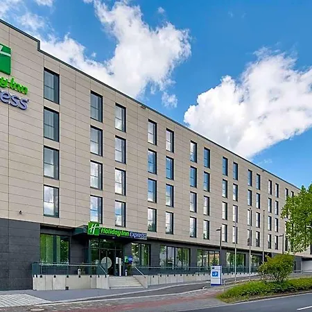 Express - By Ihg
