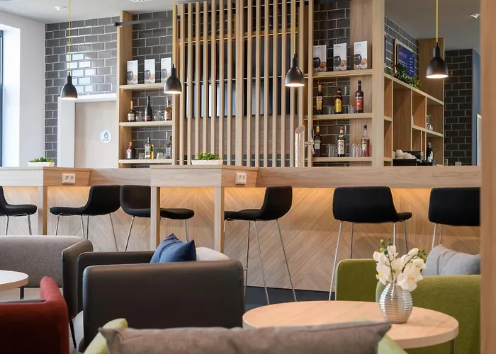 Express - By Ihg Hotel 3*