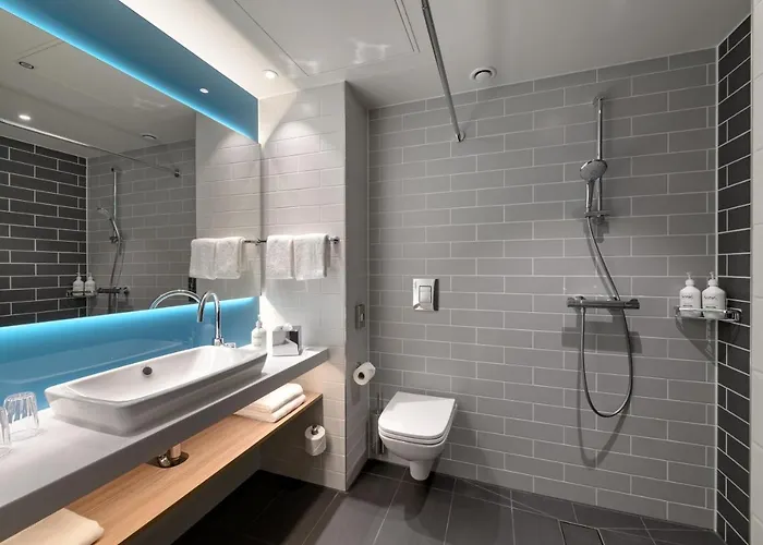 Hotel Express - By Ihg 3*