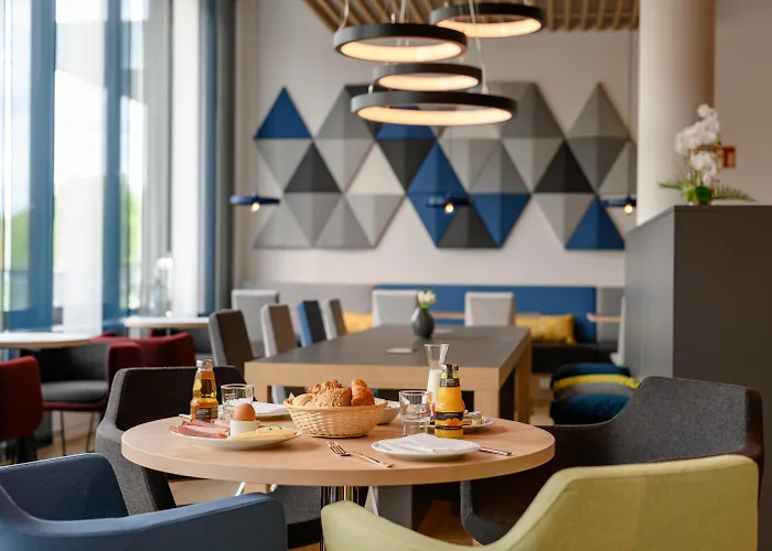 Express - By Ihg מלון 3*