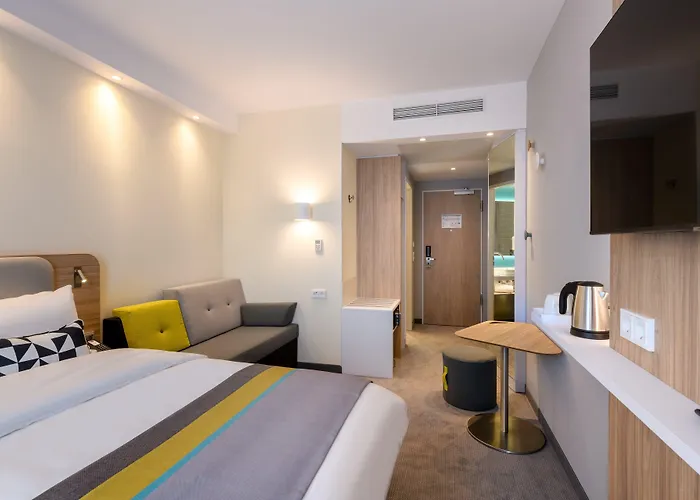 Express - By Ihg מלון 3*